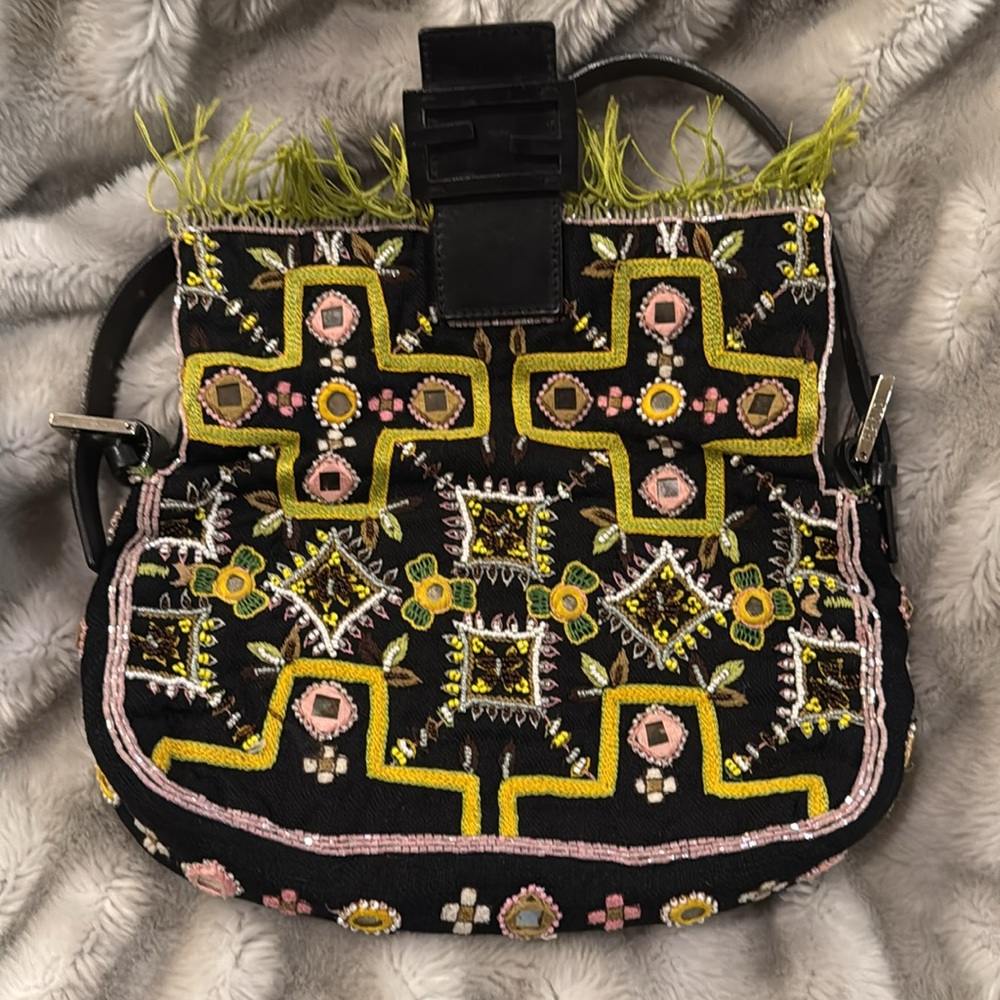 Vintage Fendi Baguette - Picture 8 of 8